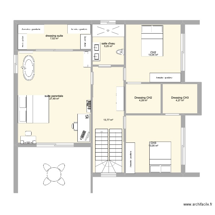 etage. Plan de 8 pièces et 89 m2