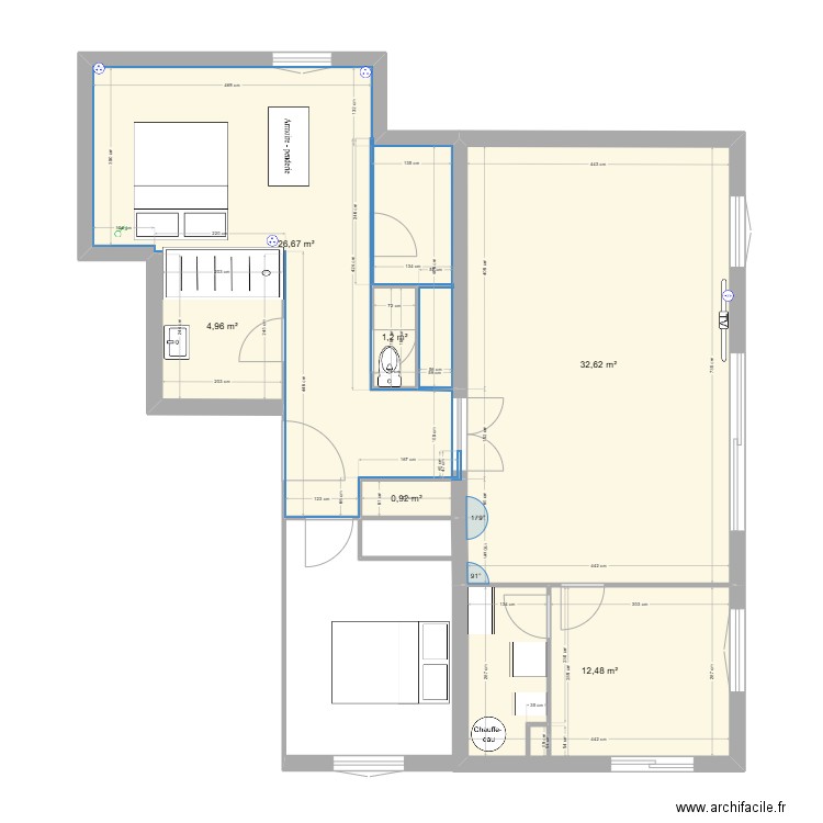 Lavazière. Plan de 6 pièces et 79 m2