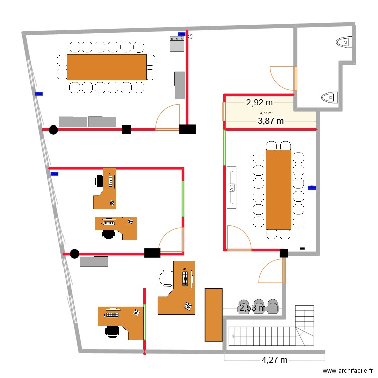 Bureaux DPE R+1. Plan de 1 pièce et 5 m2