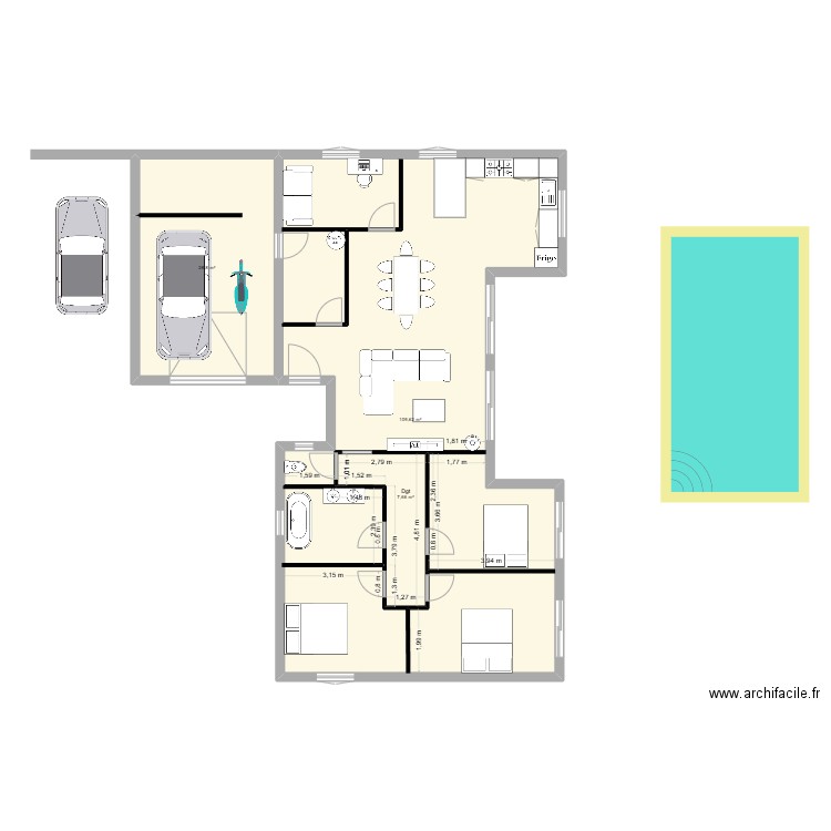 maison. Plan de 3 pièces et 156 m2