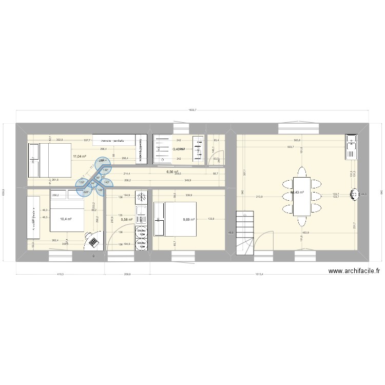 CANNERIE. Plan de 7 pièces et 77 m2