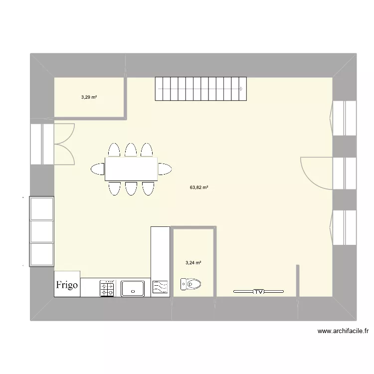 RDC. Plan de 3  et 70 m²