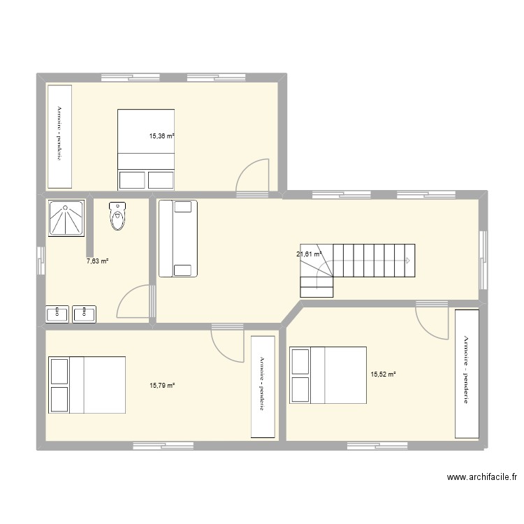 etage. Plan de 5 pièces et 76 m2