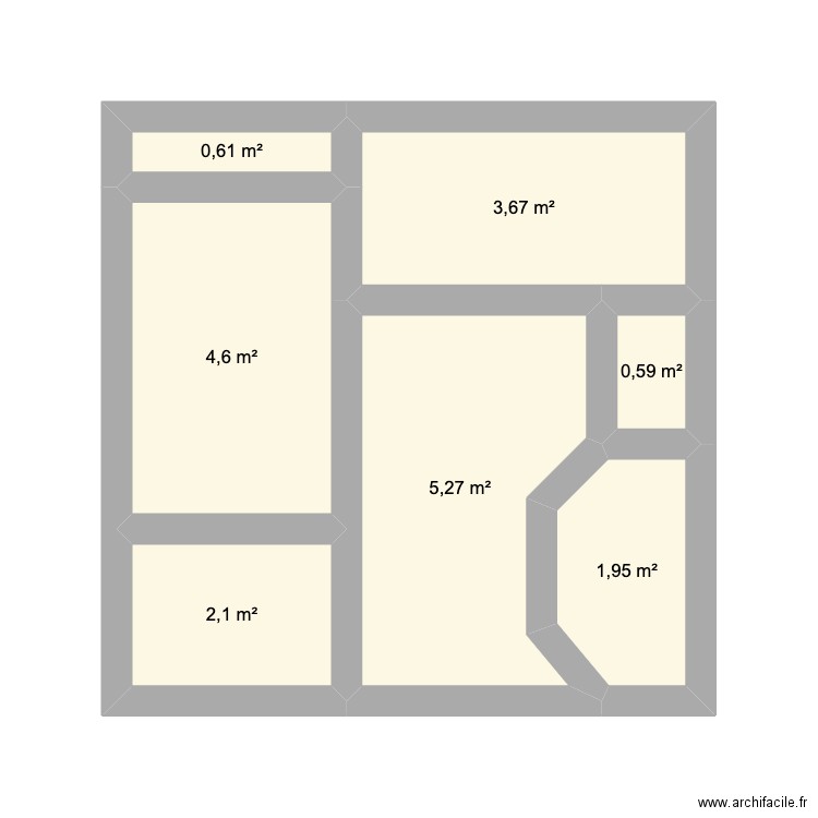 1er. Plan de 7 pièces et 19 m2
