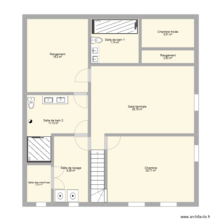 SS actuel. Plan de 9 pièces et 104 m2