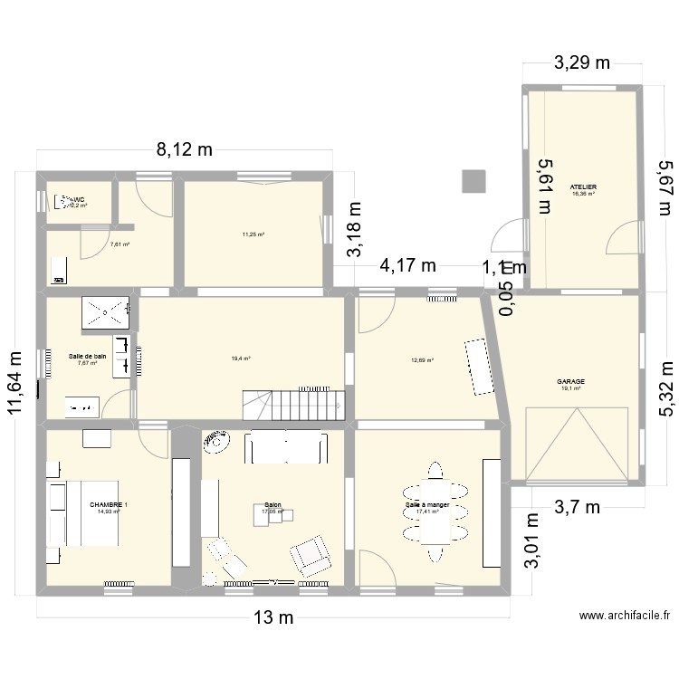 maison. Plan de 11 pièces et 146 m2