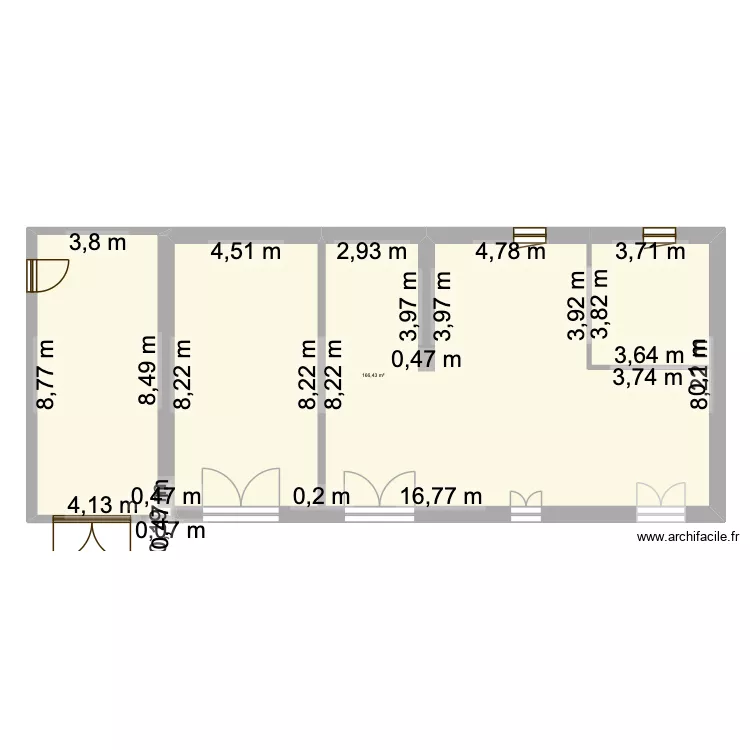 Lucas. Plan de 1 et 166 m² Lucas. Plan de 1 et 166 m²