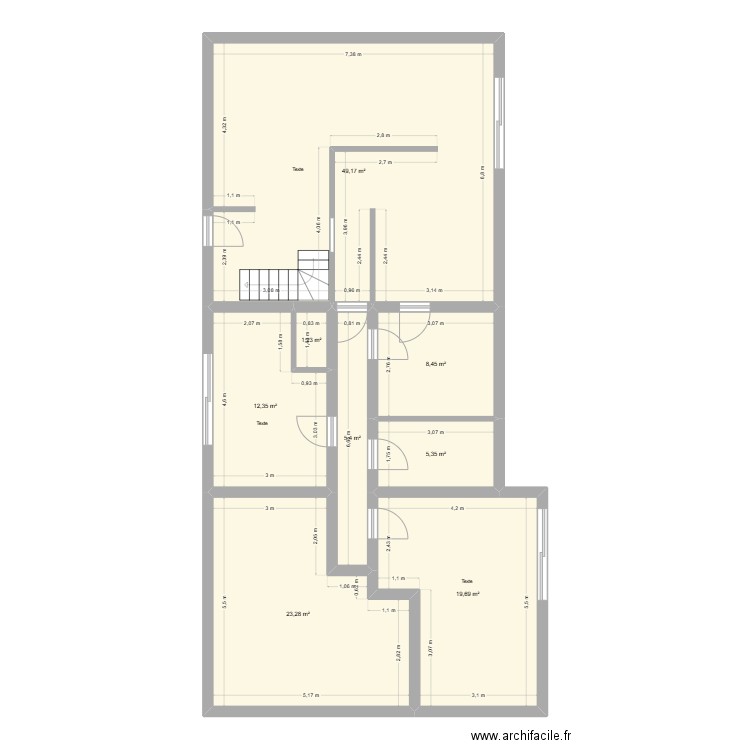 perrot. Plan de 8 pièces et 125 m2
