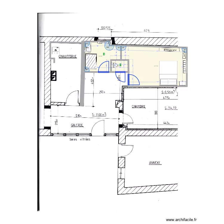 salle de bain dans salle de jeu4. Plan de 3  et 20 m²