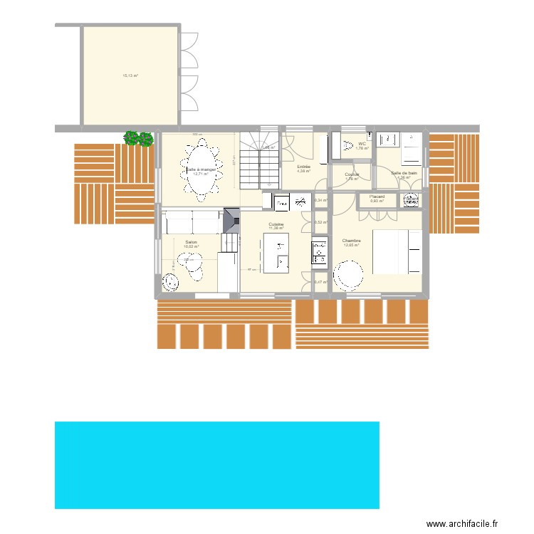 Grange. Plan de 28 pièces et 208 m2