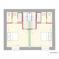 Plan &eacute;tage avec un escalier central
