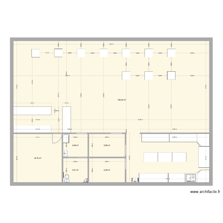 Plan salle. Plan de 6 pièces et 194 m2