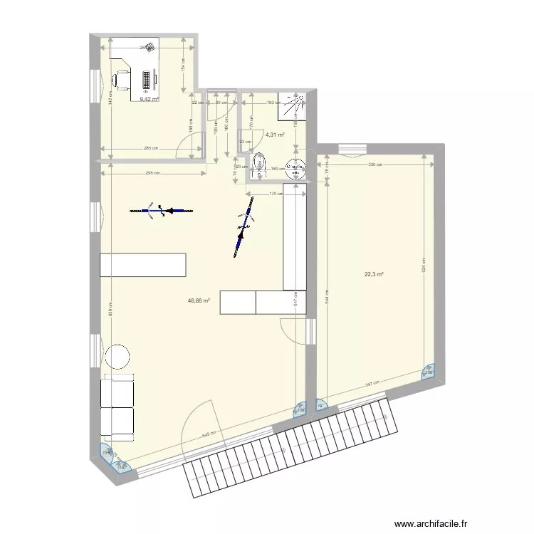 local bike workshop. Plan de 4  et 83 m²