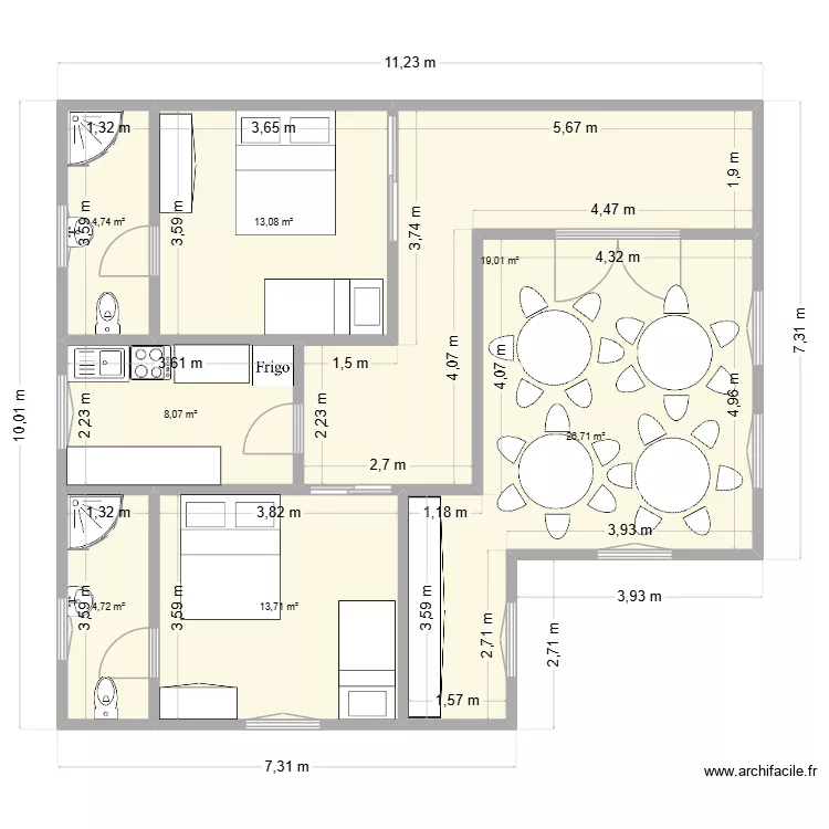 Etage 1 - terrasse. Plan de 7 pièces et 90 m² Etage 1 - terrasse. Plan de 7 pièces et 90 m²