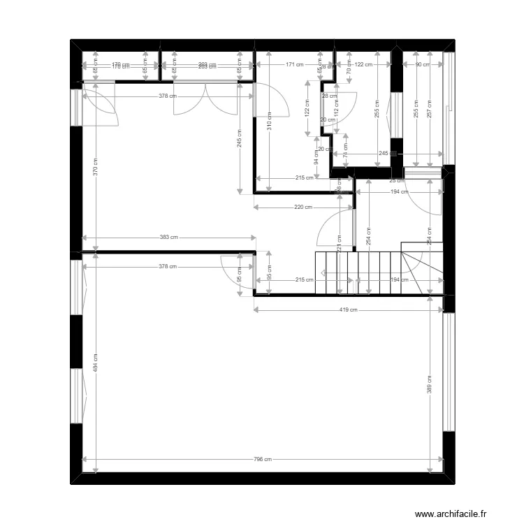 DURIS. Plan de 17 pièces et 143 m²