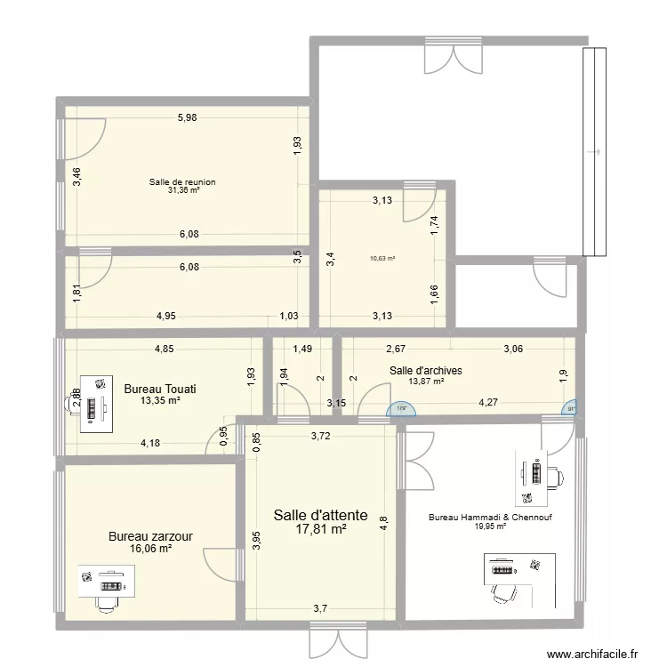 bureaux commercial 01. Plan de 7  et 123 m²