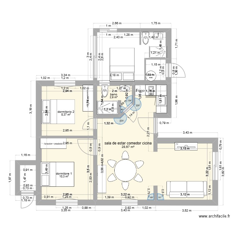rosas. Plan de 4 pièces et 50 m2