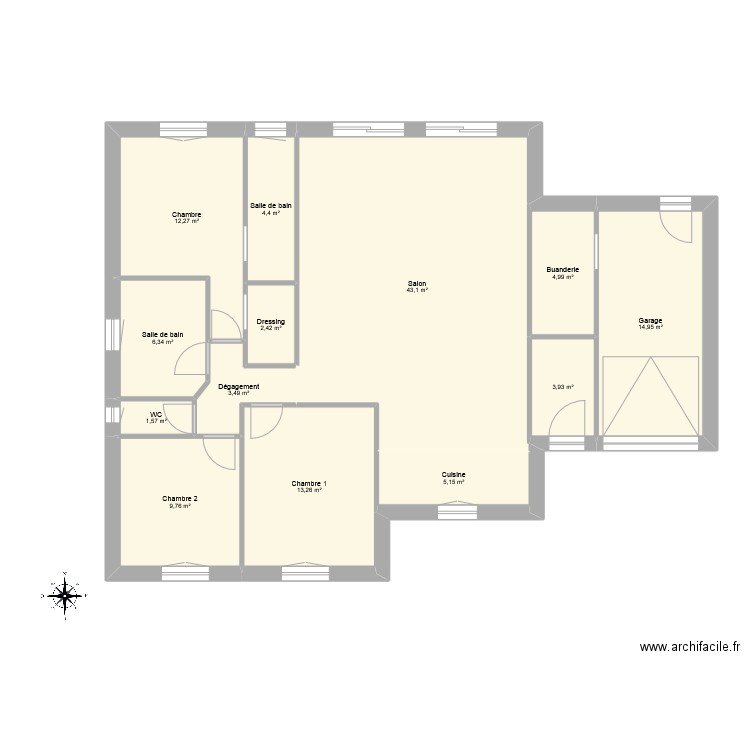 pistillo. Plan de 16 pièces et 254 m2