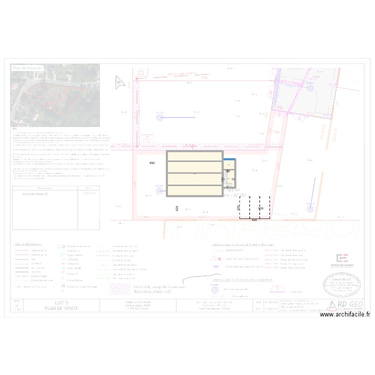Conde chacun son étage. Plan de 0 pièce et 0 m2