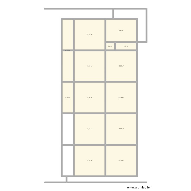Célibaterium. Plan de 14 pièces et 135 m2