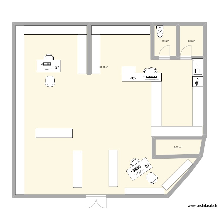 Optique Gecko. Plan de 4 pièces et 162 m2