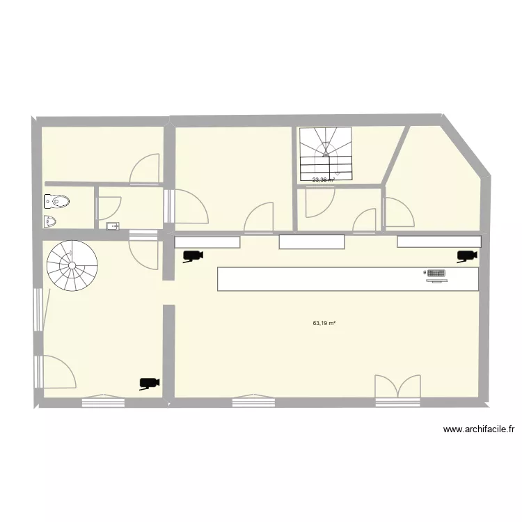 bar. Plan de 2  et 87 m²