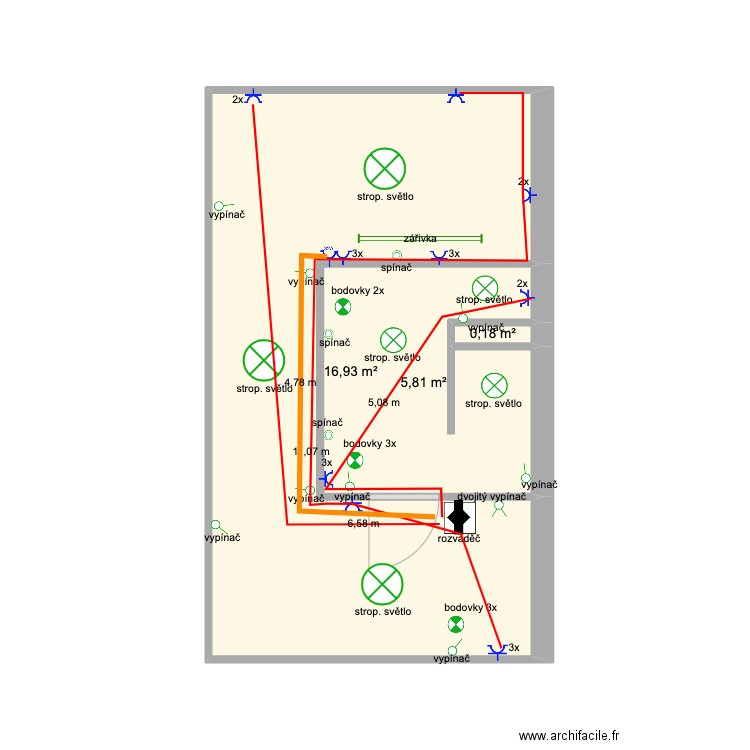 dave zahr zásuvky a trasy zásuvek. Plan de 3 pièces et 23 m2