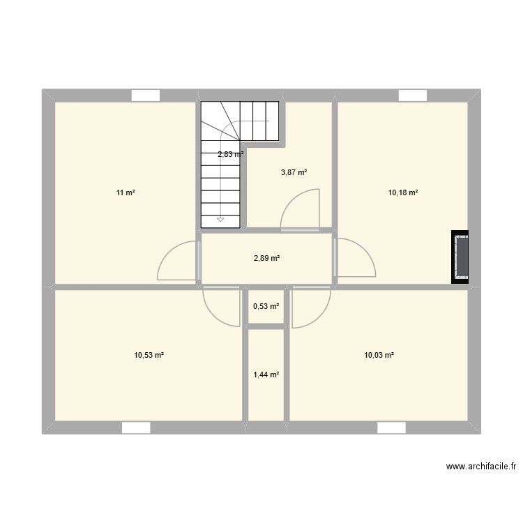 ROCHE 5 ETAGE. Plan de 9 pièces et 53 m2