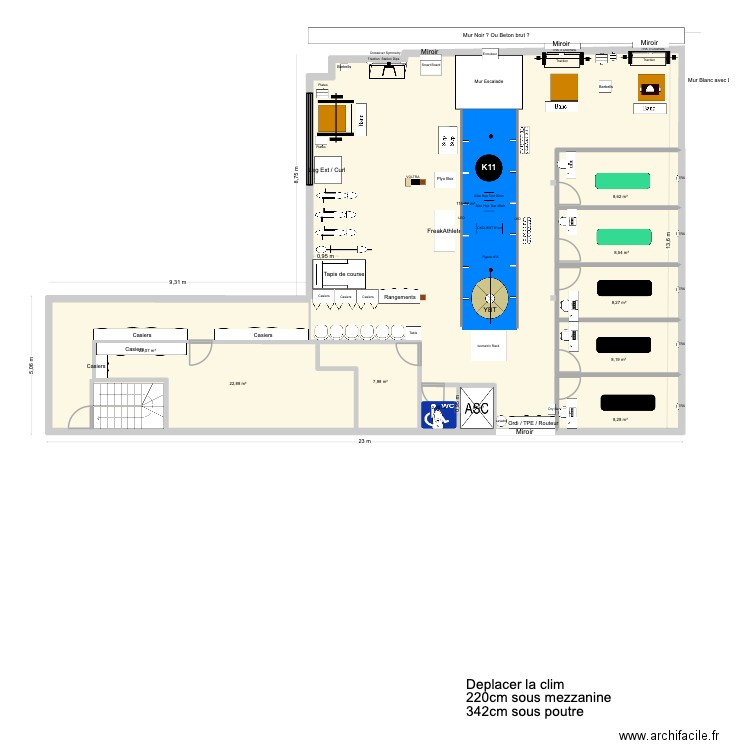 K11 / Vestiaire Initial. Plan de 11 pièces et 214 m2