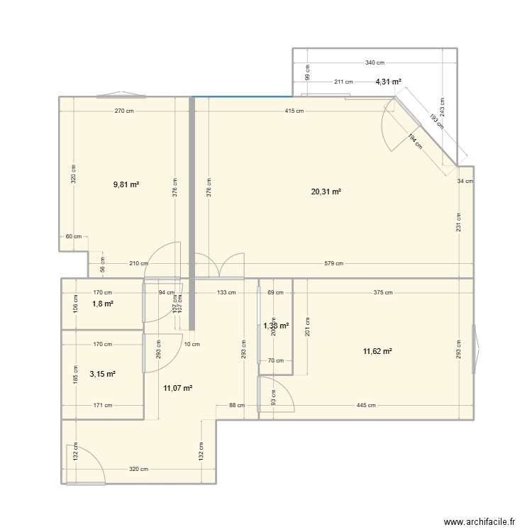 APPART VERSION INITIAL. Plan de 8 pièces et 63 m2