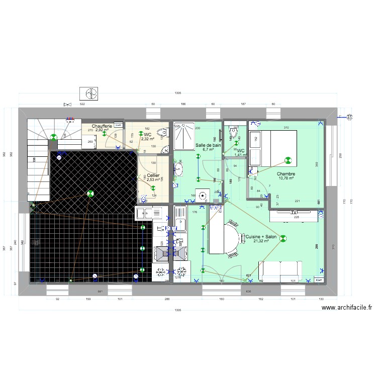 RDC carrelage. Plan de 8 pièces et 131 m2