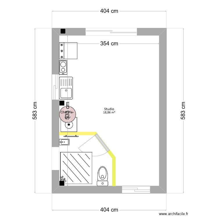 Le garage en studio nu. Plan de 1 pièce et 19 m2