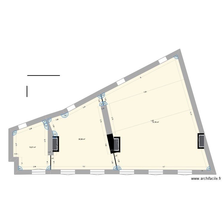 1CJ. Plan de 3 pièces et 117 m2