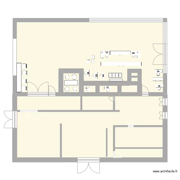 Audi. Plan de 7  et 83 m²