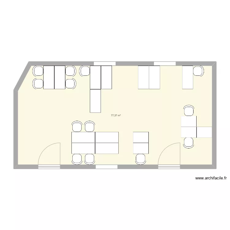 Salle informatique SANS CLOISON. Plan de 