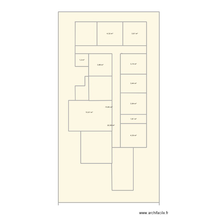 ETAGE. Plan de 12 pièces et 200 m2