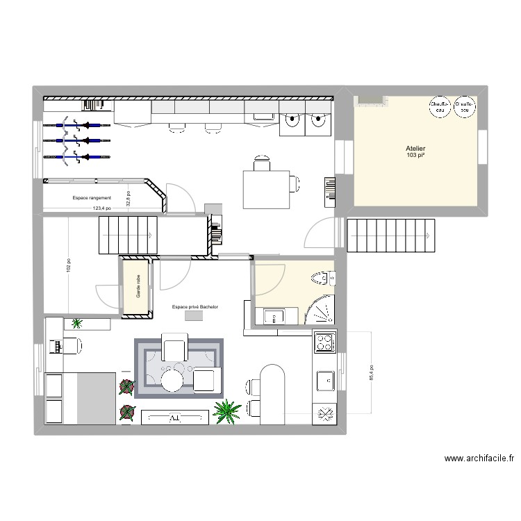 Sous sol sans meuble avec rangement essai porte angle. Plan de 3 pièces et 14 m2