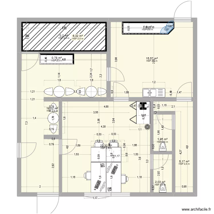 bureau rdc meubl&eacute; 12/01. Plan de 10  et 84 m²