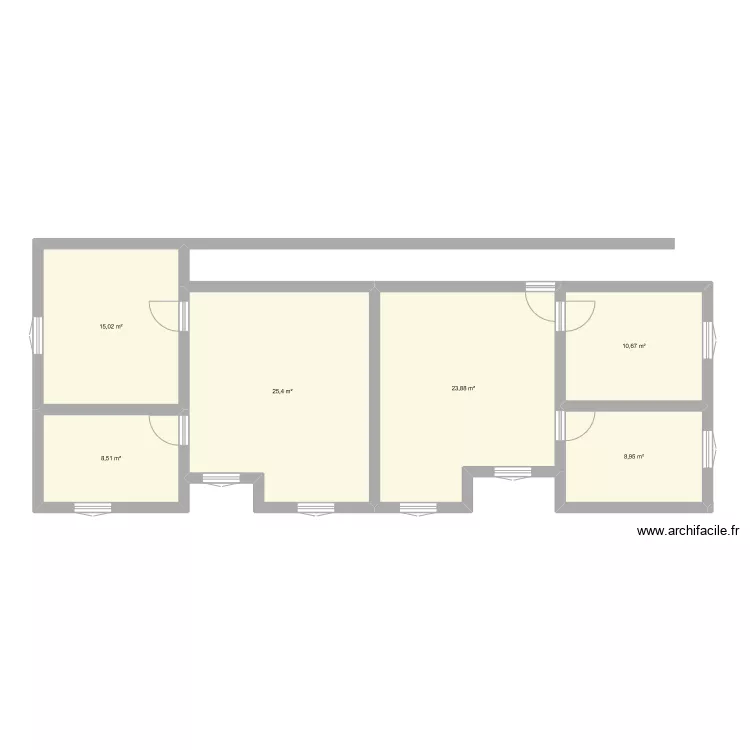 Studio decembre 2023. Plan de 