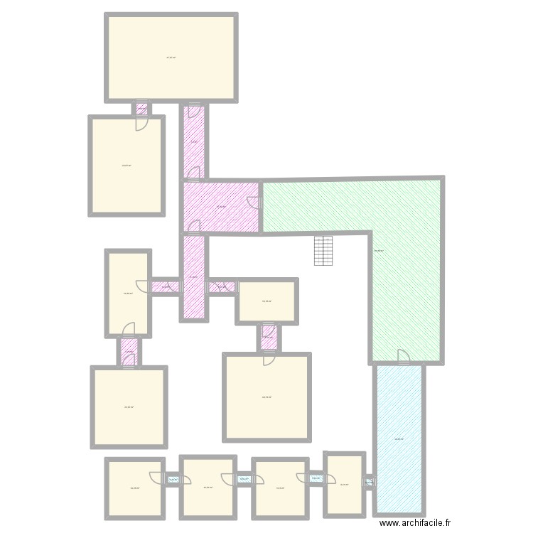 bunker. Plan de 24 pièces et 360 m2