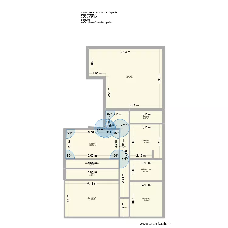 CARERE. Plan de 11 et 117 m² CARERE. Plan de 11 et 117 m²