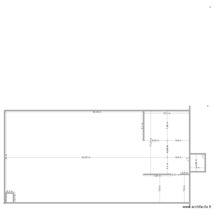Plan  avant aménagement 2. Plan de 1 pièce et 4 m2