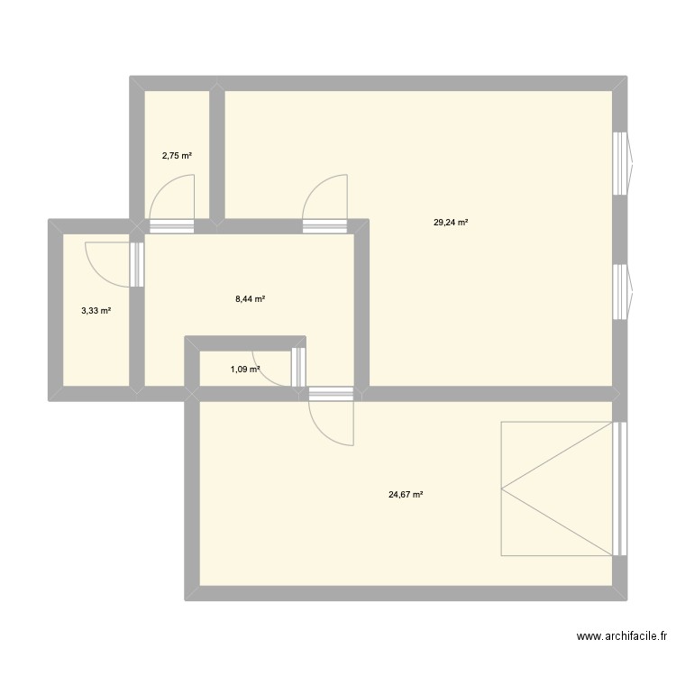 sous sol. Plan de 6 pièces et 70 m2