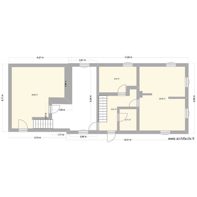 rez de chaussée avant. Plan de 5 pièces et 77 m2