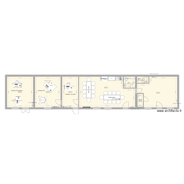 IME CLUB HOUSE rénover. Plan de 8 pièces et 148 m2