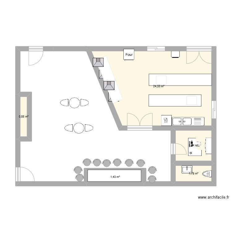 GASTO. Plan de 5 pièces et 32 m2