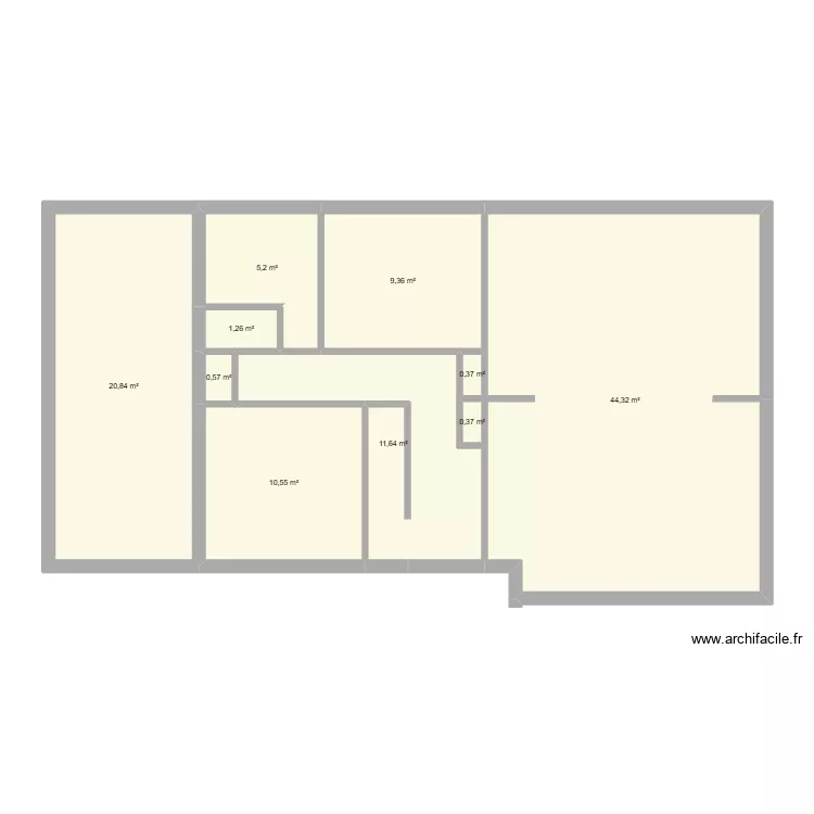 RDC avant. Plan de 10  et 104 m²