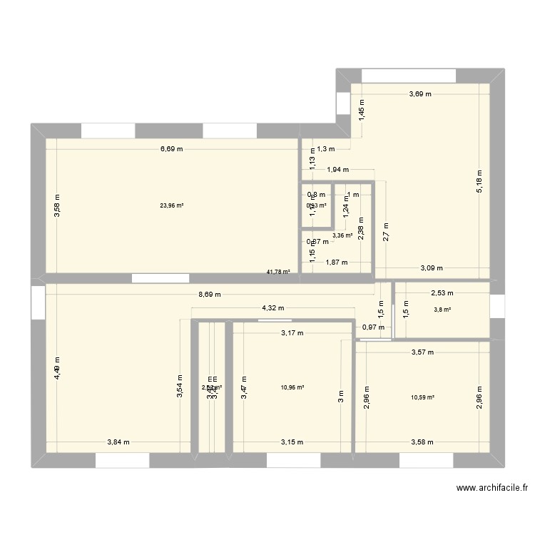 rdc nouvelle mesure. Plan de 8 pièces et 98 m2