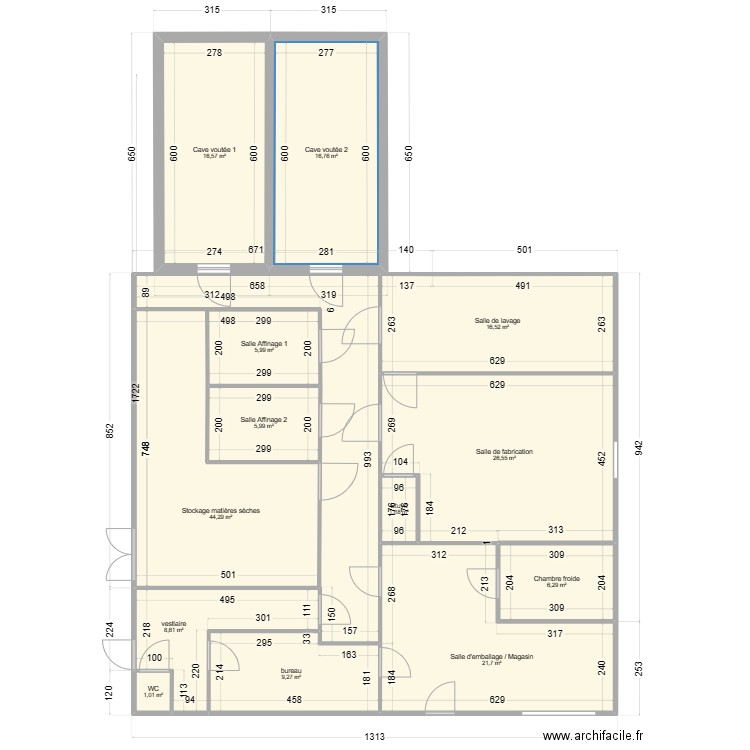 Plan envoie panneaux sandwich. Plan de 13 pièces et 194 m2