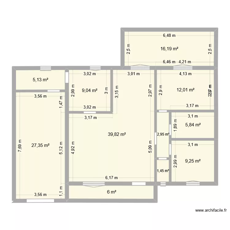 isa. Plan de 11  et 135 m²